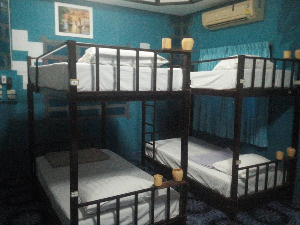 Mini Hostel Koh Lanta Bagian luar foto
